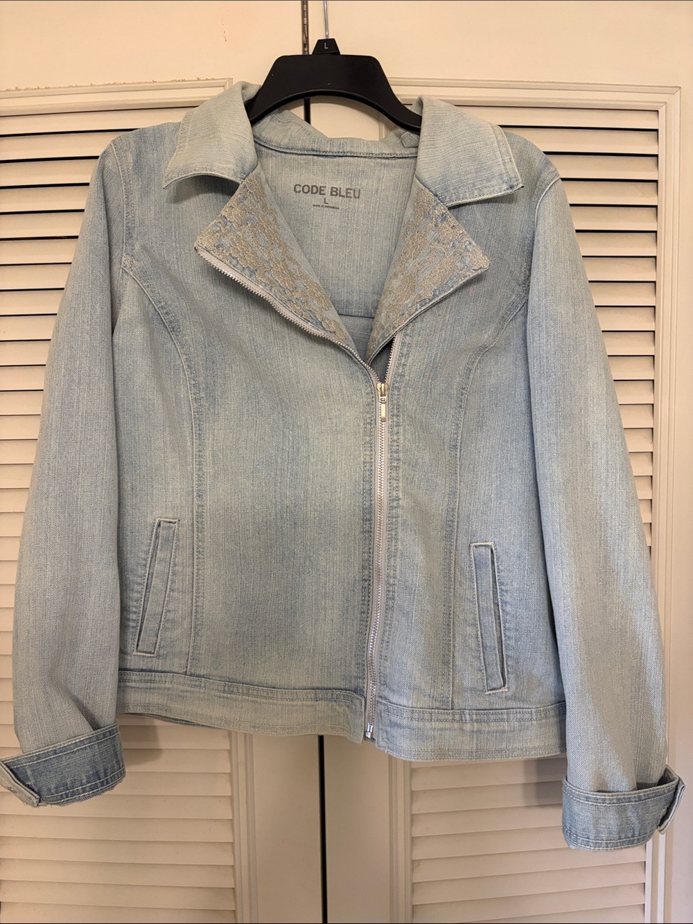 CODE BLEU Denim Jacket with Embroidery Detail